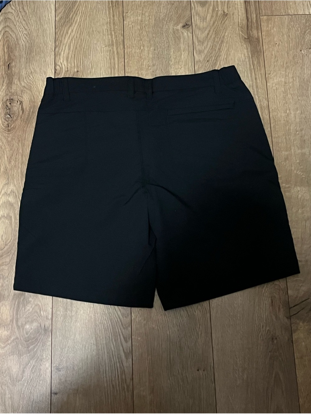 Shorts - Picture 3 of 3